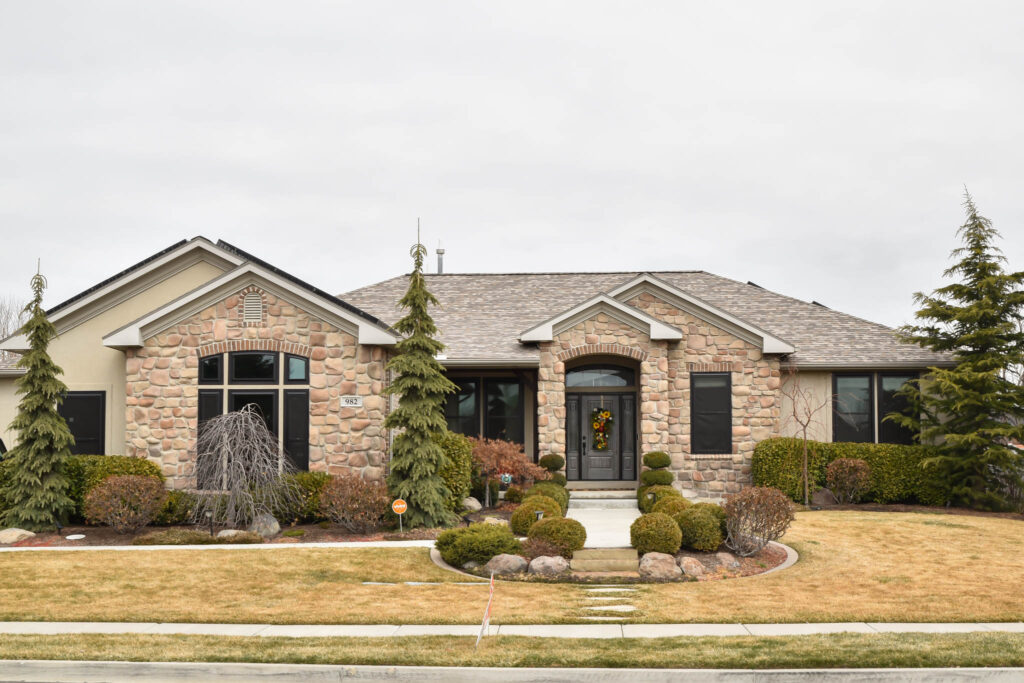 Window replacement South Jordan Utah. Full house front of house view.